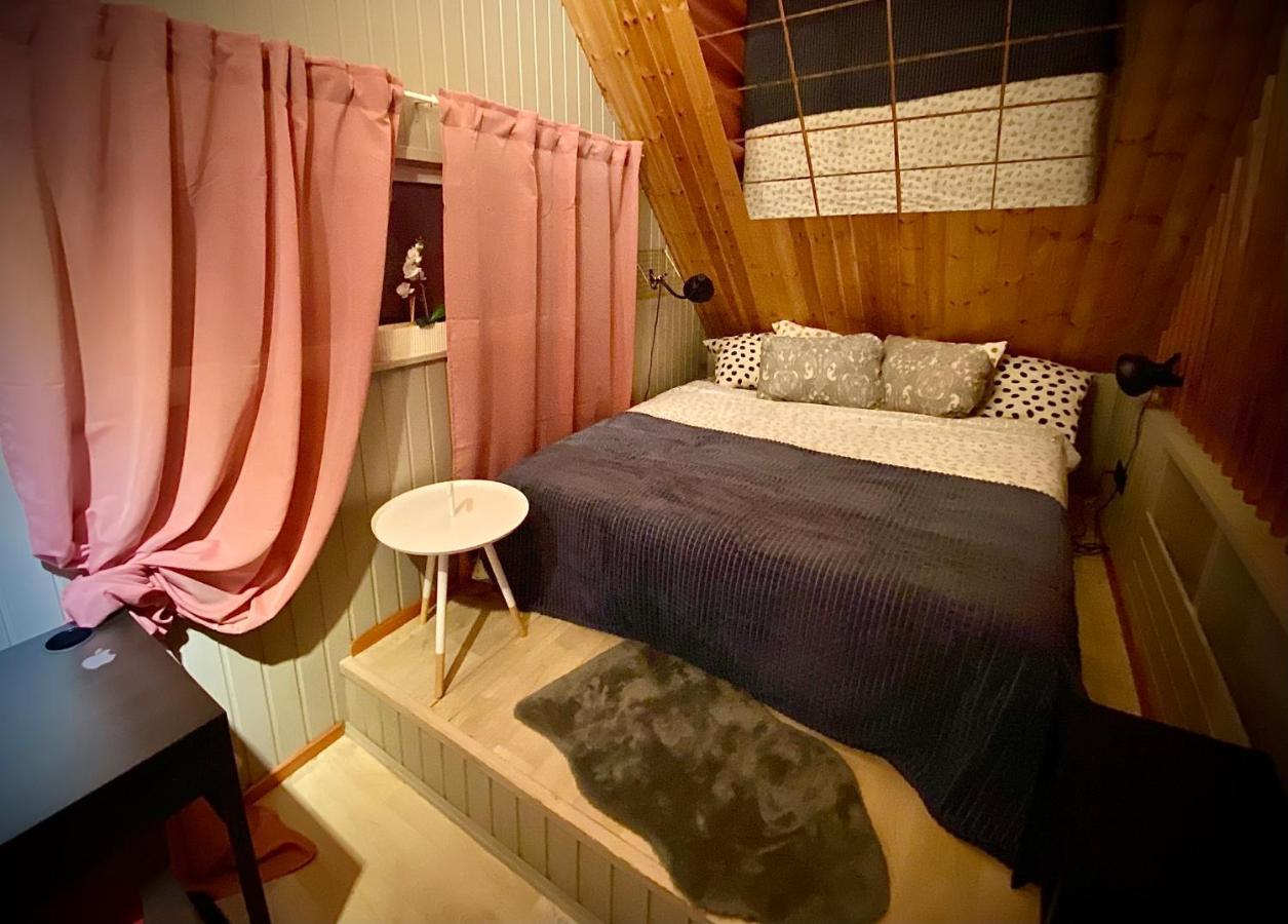 Amazing Little House On An Island With Garden Villa Riga Luaran gambar