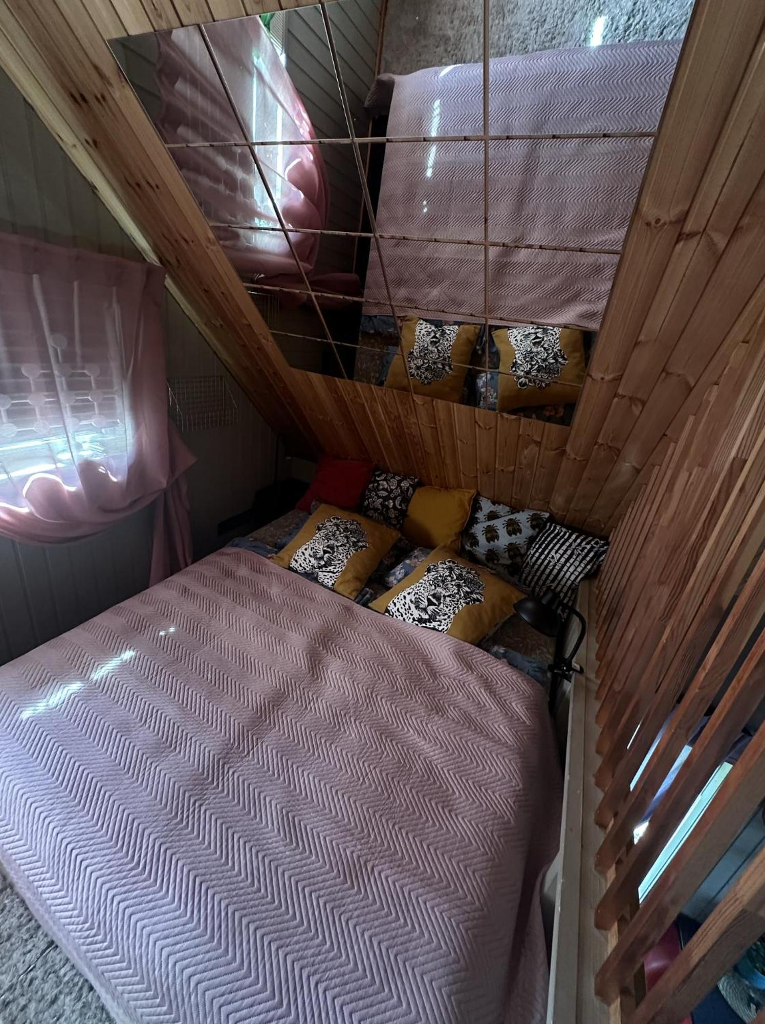 Amazing Little House On An Island With Garden Villa Riga Luaran gambar