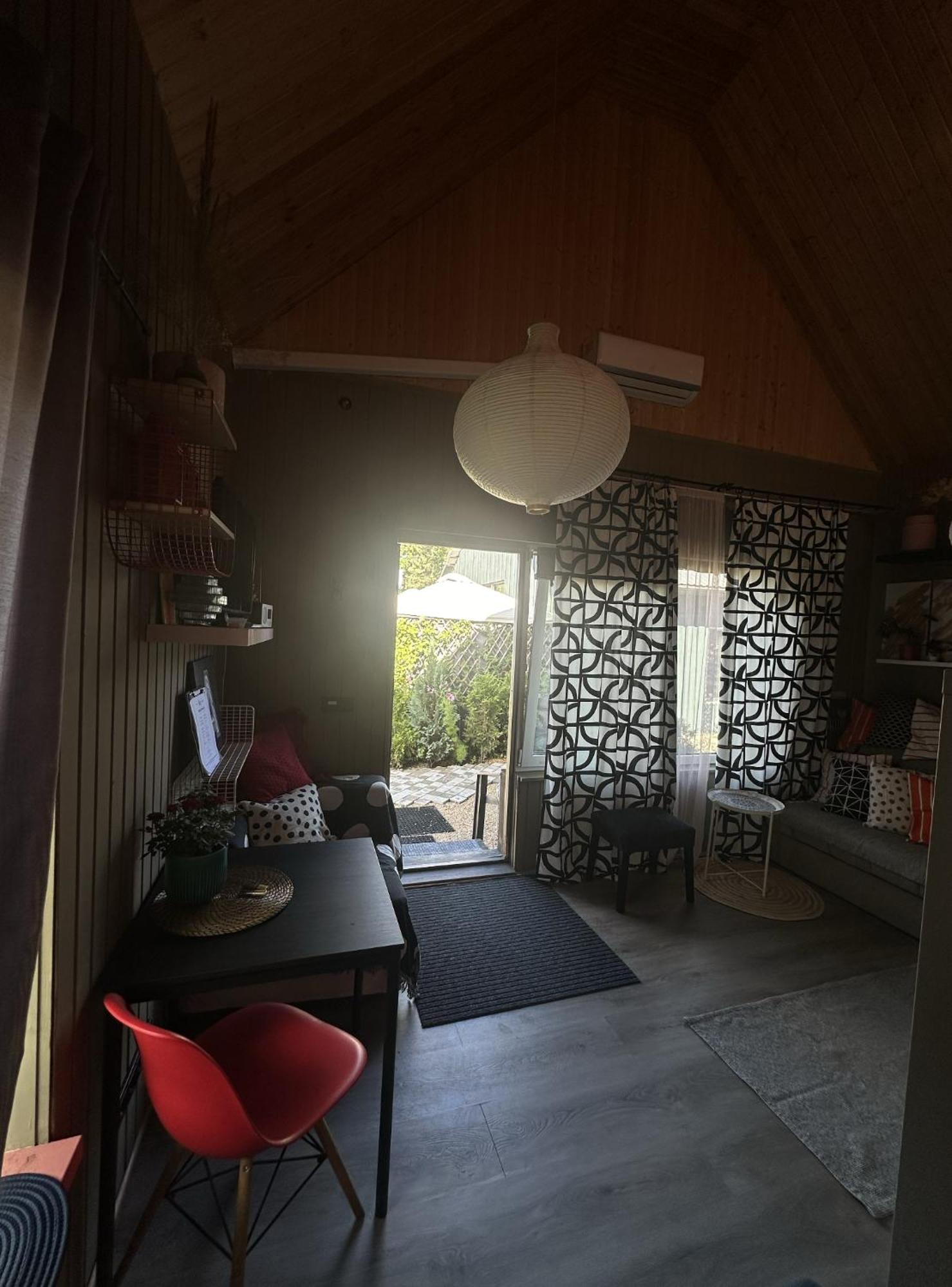 Amazing Little House On An Island With Garden Villa Riga Luaran gambar