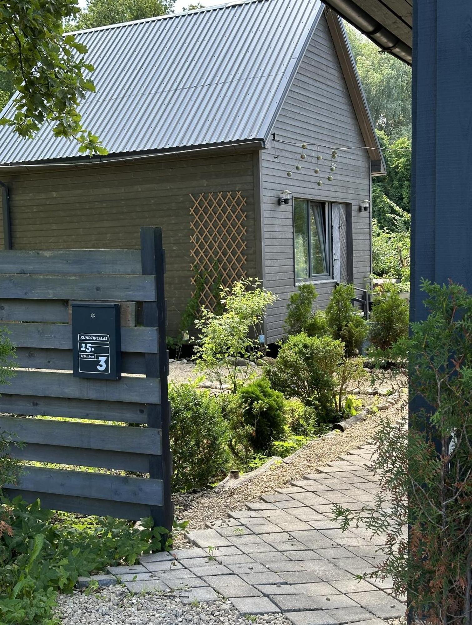 Amazing Little House On An Island With Garden Villa Riga Luaran gambar