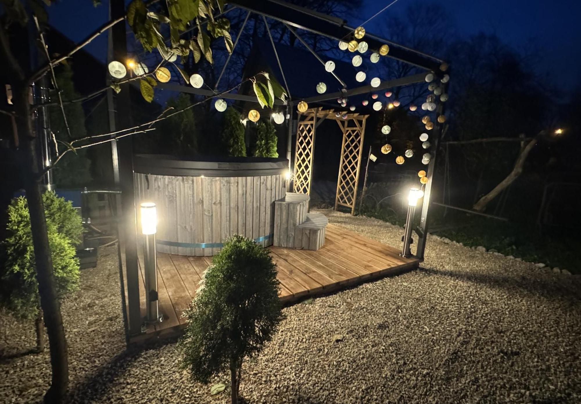 Amazing Little House On An Island With Garden Villa Riga Luaran gambar